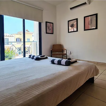 Maria's House - Communal Pool Pafos