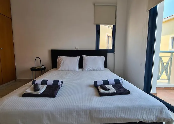 Maria's House - Communal Pool Casa vacanze Paphos